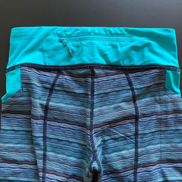 Lulumemon leggings - Picture 3 of 3